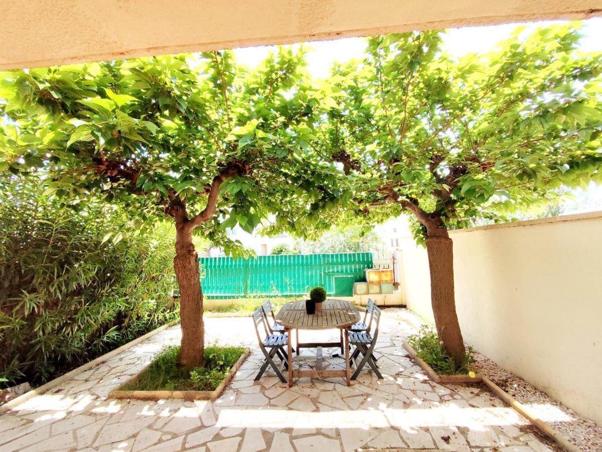 Appartement Calme Avec Jardin Privatif - 3 - กาเนต์-อ็อง-รูสซียง ภายนอก รูปภาพ